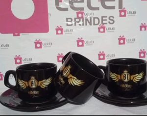 xicara de café 150 ml, alça e interior cor